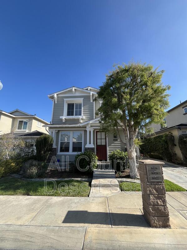 Foto principal - 16826 Clovergreen Ln