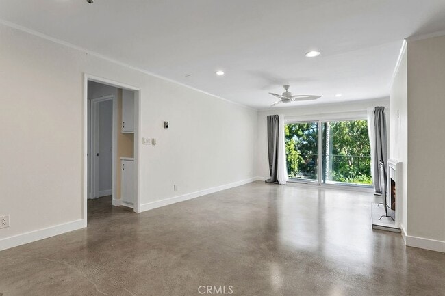 Building Photo - 200 McNeil Ln