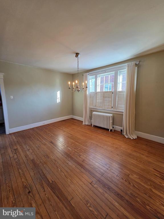 Building Photo - 629 Grove St