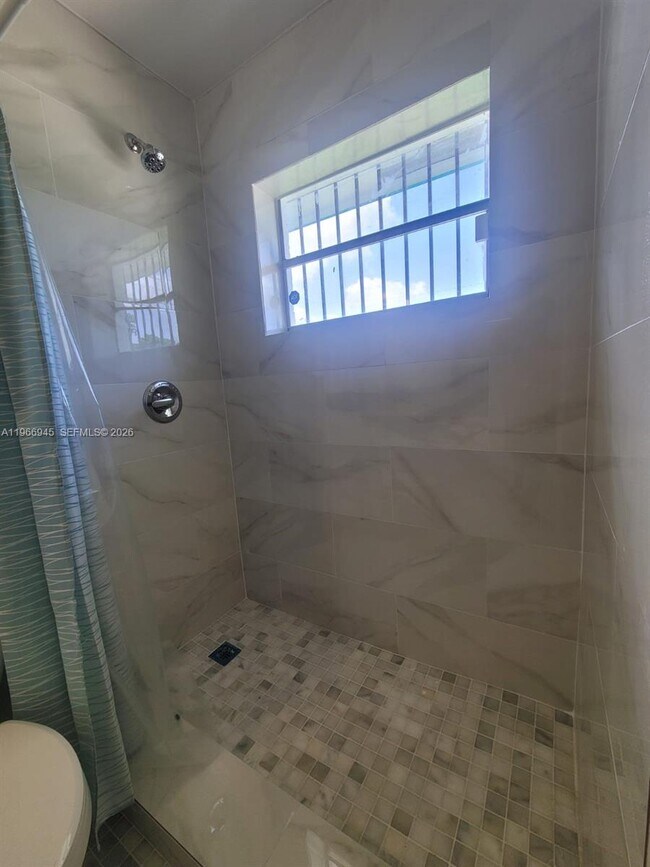 Foto del edificio - 2891 NW 14th St