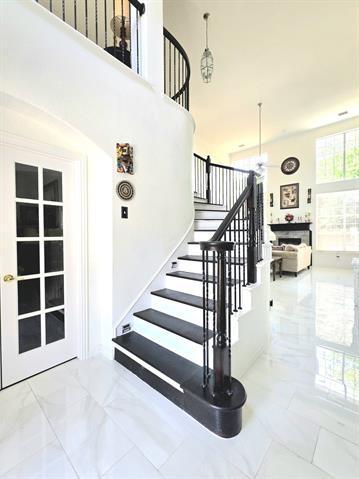 Foto del edificio - 4100 Nicklaus Ave