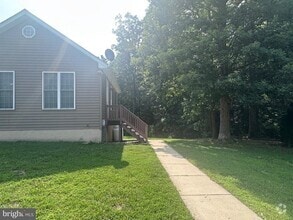 Building Photo - 46658 Breannes Ln