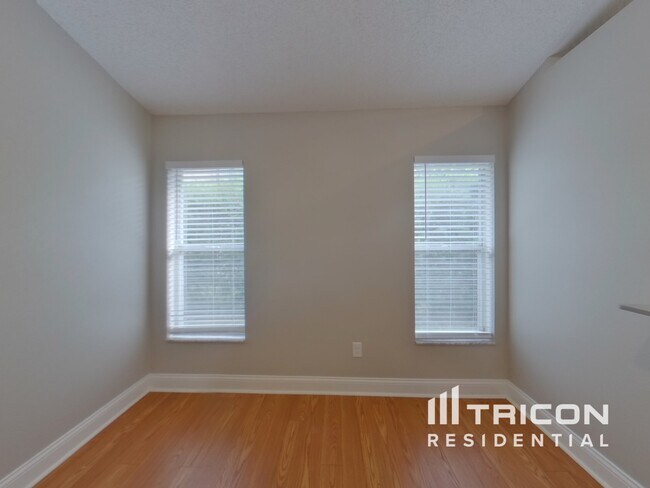 Building Photo - 811 Stonechapel Court Apopka FL