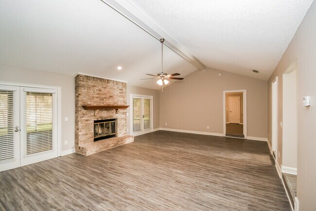 Building Photo - 3146 Chapelwood Ln