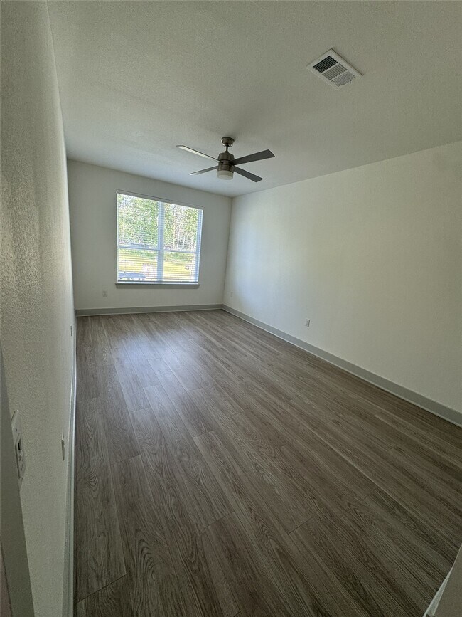Foto del edificio - 26244 Twin Oaks Rd