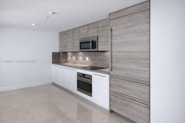 Foto del edificio - 400 Sunny Isles Blvd