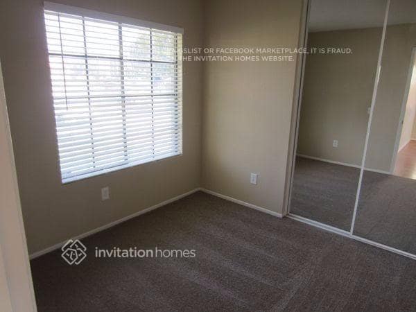Foto del edificio - 9391 Copper Ln