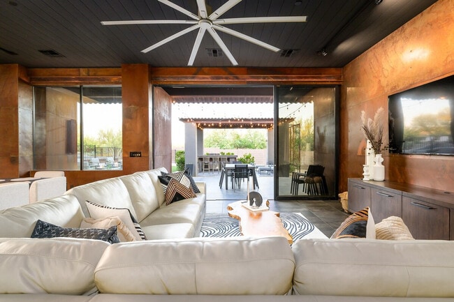 Building Photo - 31500 N 49th Way