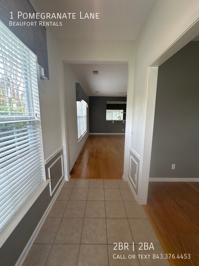 Building Photo - 1 Pomegranate Ln