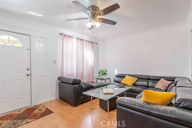 Foto del edificio - 5253 Fountain Ave