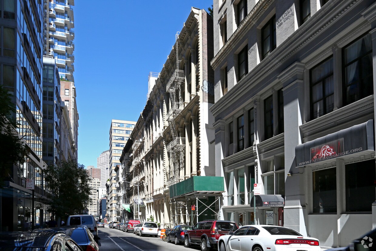 Foto del edificio - 87-89 Leonard St