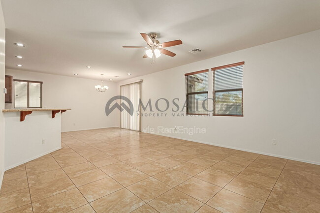 Foto del edificio - 40254 W Molly Ln