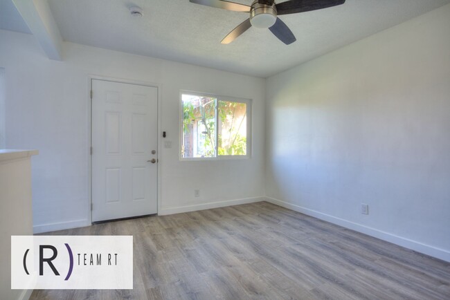 Building Photo - Adorable Newly Remodeled 1 Bed 1 Bathroom ...