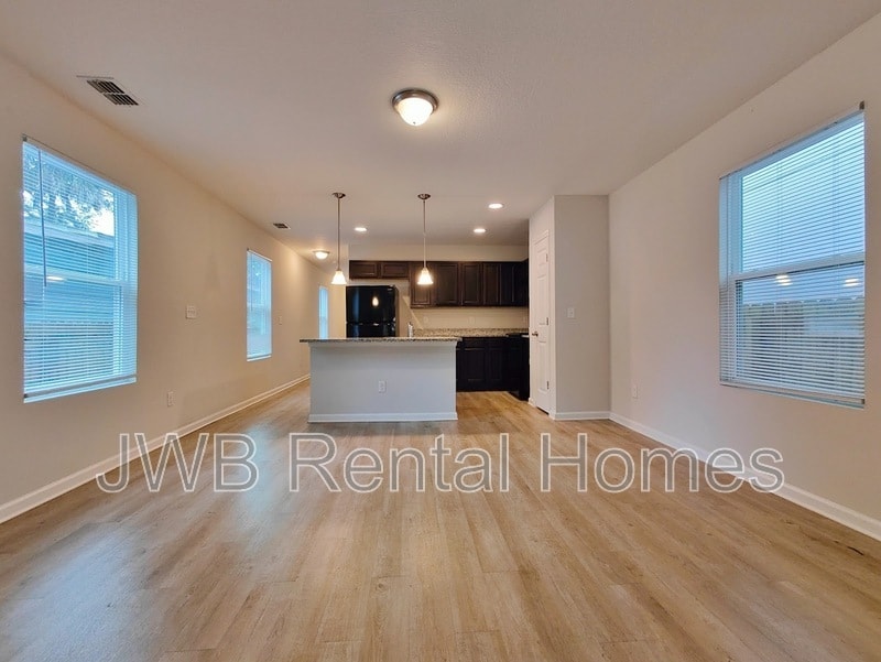 Foto del edificio - 8744 Galveston Ave