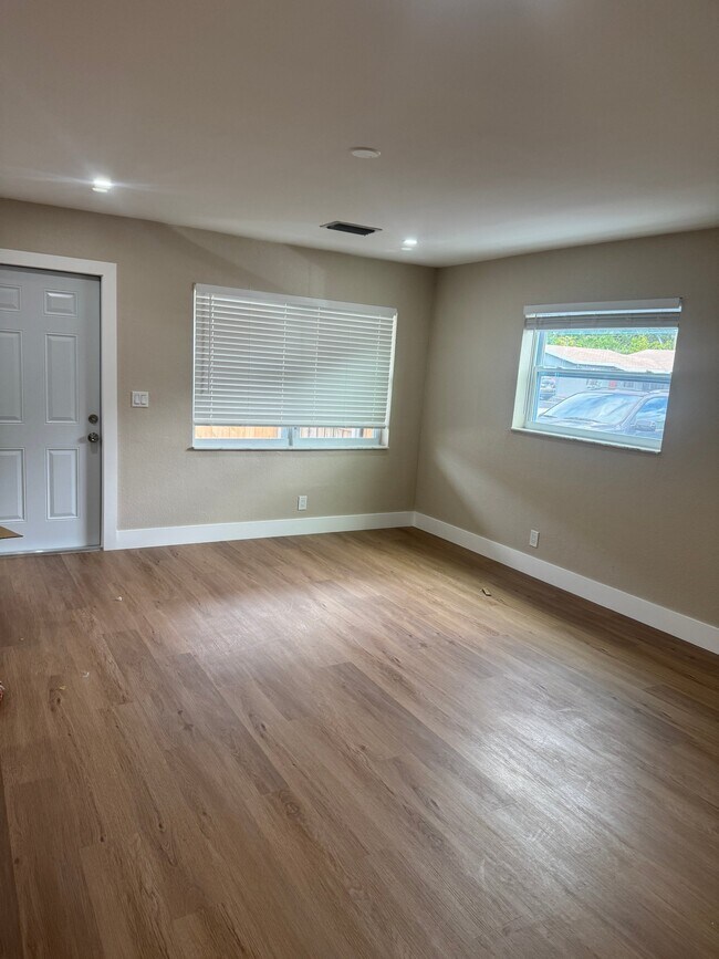 Foto del edificio - 2271 NW 52nd Ct