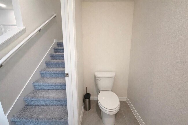 Foto del edificio - 400 Preston Cv Dr