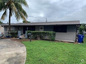 Building Photo - 2701 Utopia Dr