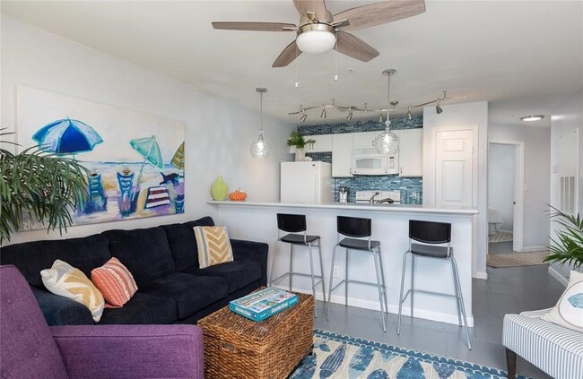 Photo - 9520 Seawall Blvd Apartment