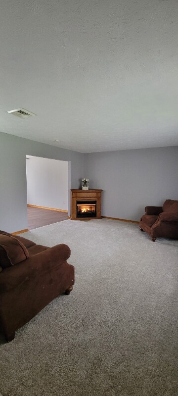 Foto del edificio - 34 Dancing Ridge Rd