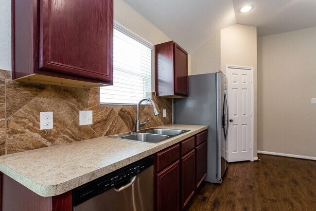 Foto del edificio - 21223 Fox Orchard Ct