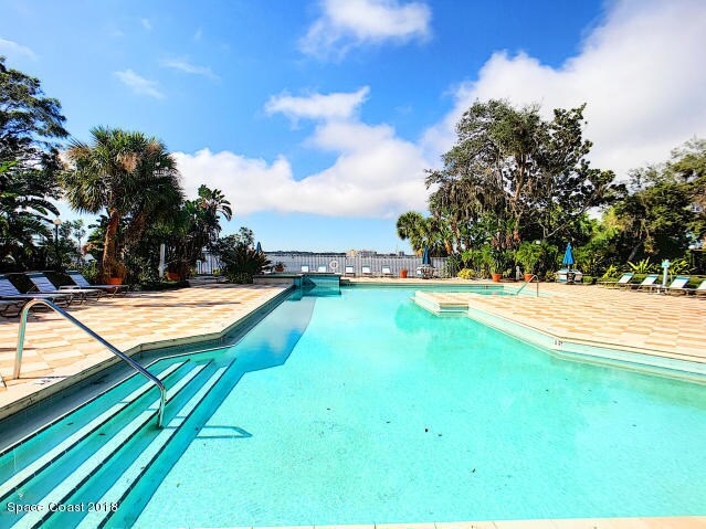 Foto del edificio - 225 S Tropical Trail