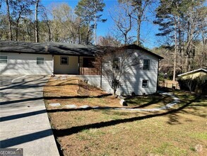 Building Photo - 2653 Amy Ct