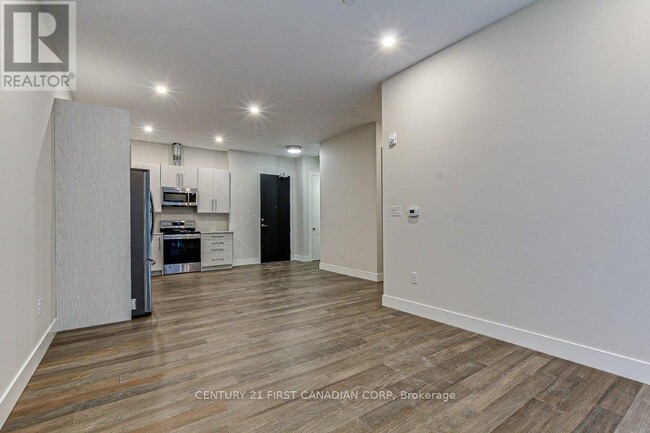 Building Photo - 1696 Fiddlehead Pl