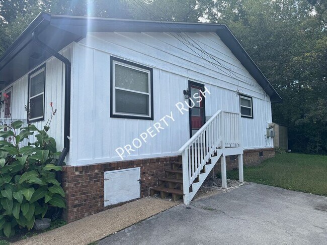 Building Photo - 3210 Joselin Ln