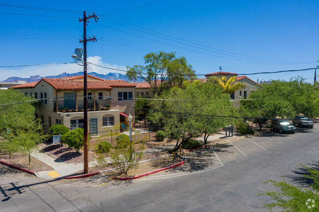 Foto del edificio - Don Martin Apartments