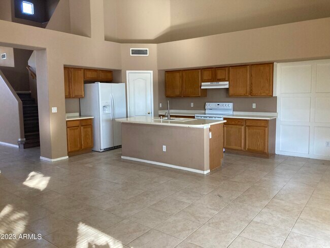 Building Photo - 9481 W Runion Dr
