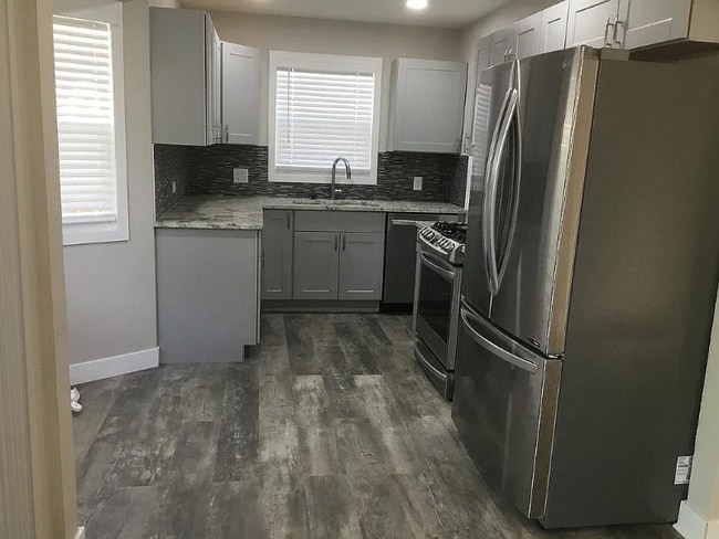 Photo - 2540 S High St House