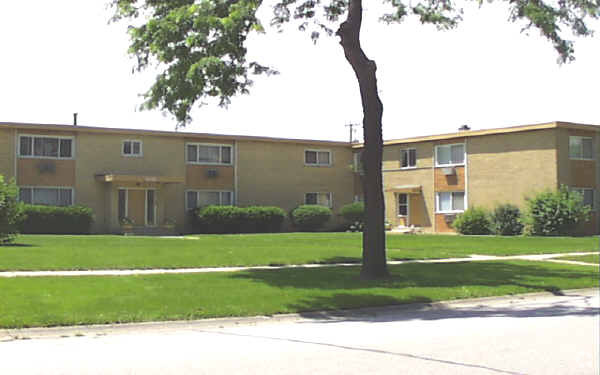 Primary Photo - 4139-4143 Lindenwood Dr