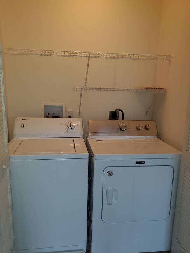 Washer and dryer included - 509 Garden Way