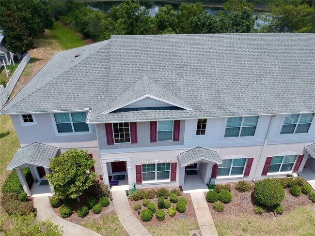 Foto del edificio - 15940 Stable Run Dr