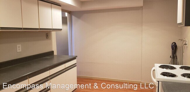 Building Photo - 2 br, 1 bath House - 342 Delmar Drive N