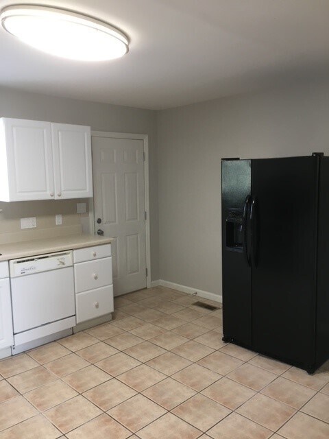 Cocina - 2018 Lebanon Pike