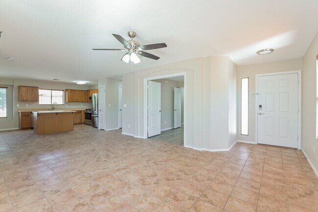 Foto del edificio - 3497 W Gower St