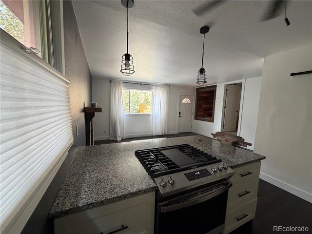 Foto del edificio - 2180 Clear Creek Dr