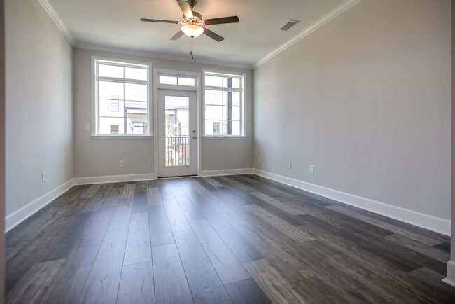 Building Photo - 312 Daxton Pl