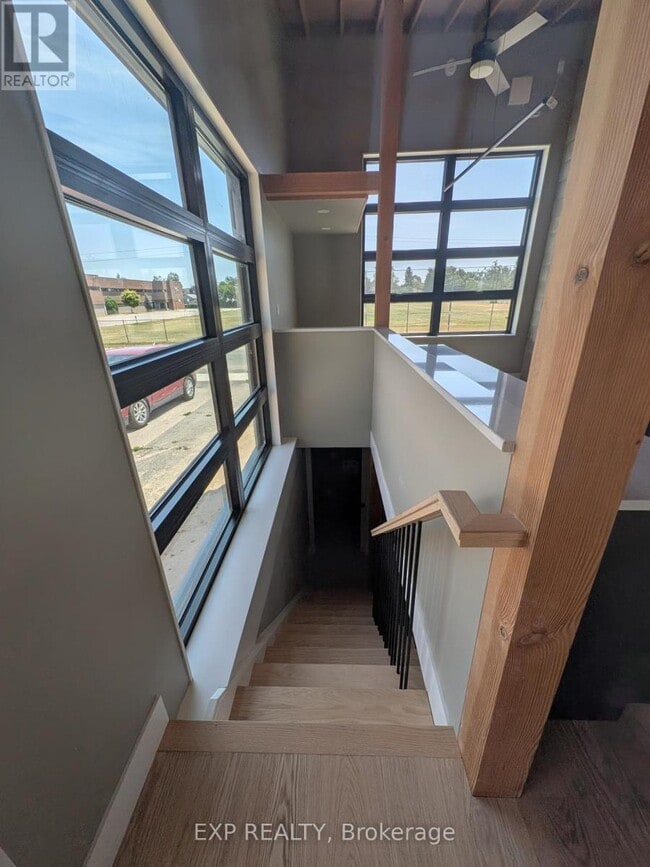 Photo du bâtiment - 668 Gillespie Ave