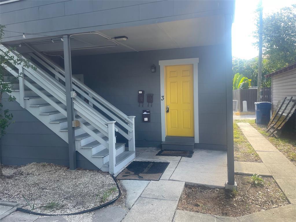 Foto principal - 819 6th St N