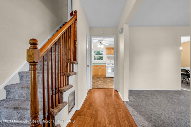 Building Photo - 1804 Holbrook St