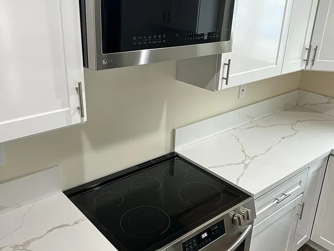 Foto del edificio - 2831 Griffin Ave