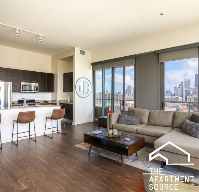 Photo - 910 W Huron St Apartment