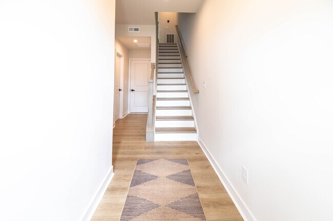 Building Photo - 3140 Coquina Ln