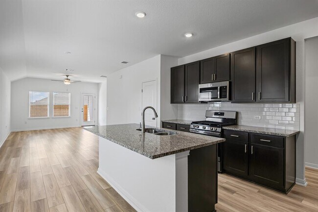 Foto del edificio - 14113 Matterod Dr