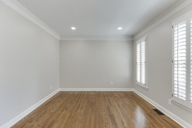 Foto del edificio - 295 Crown Vetch Ln