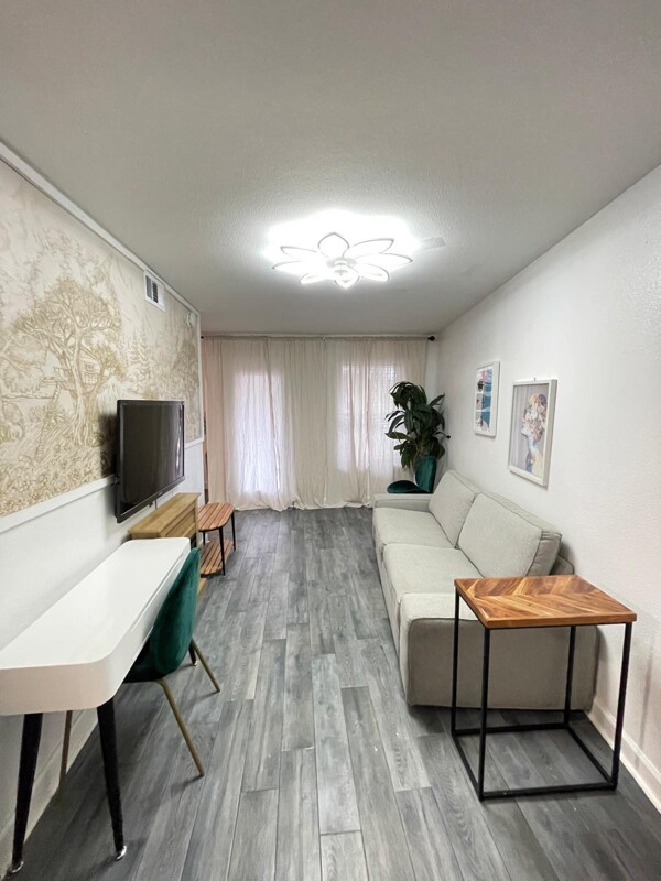 Foto del edificio - 2020 S Congress Ave