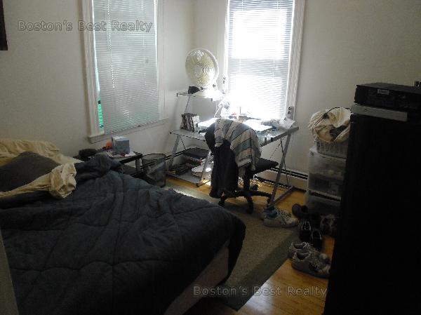 Building Photo - 322 Summit Ave