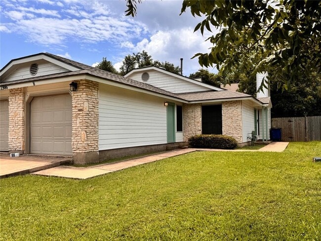 Building Photo - 12306 Deer Falls Dr